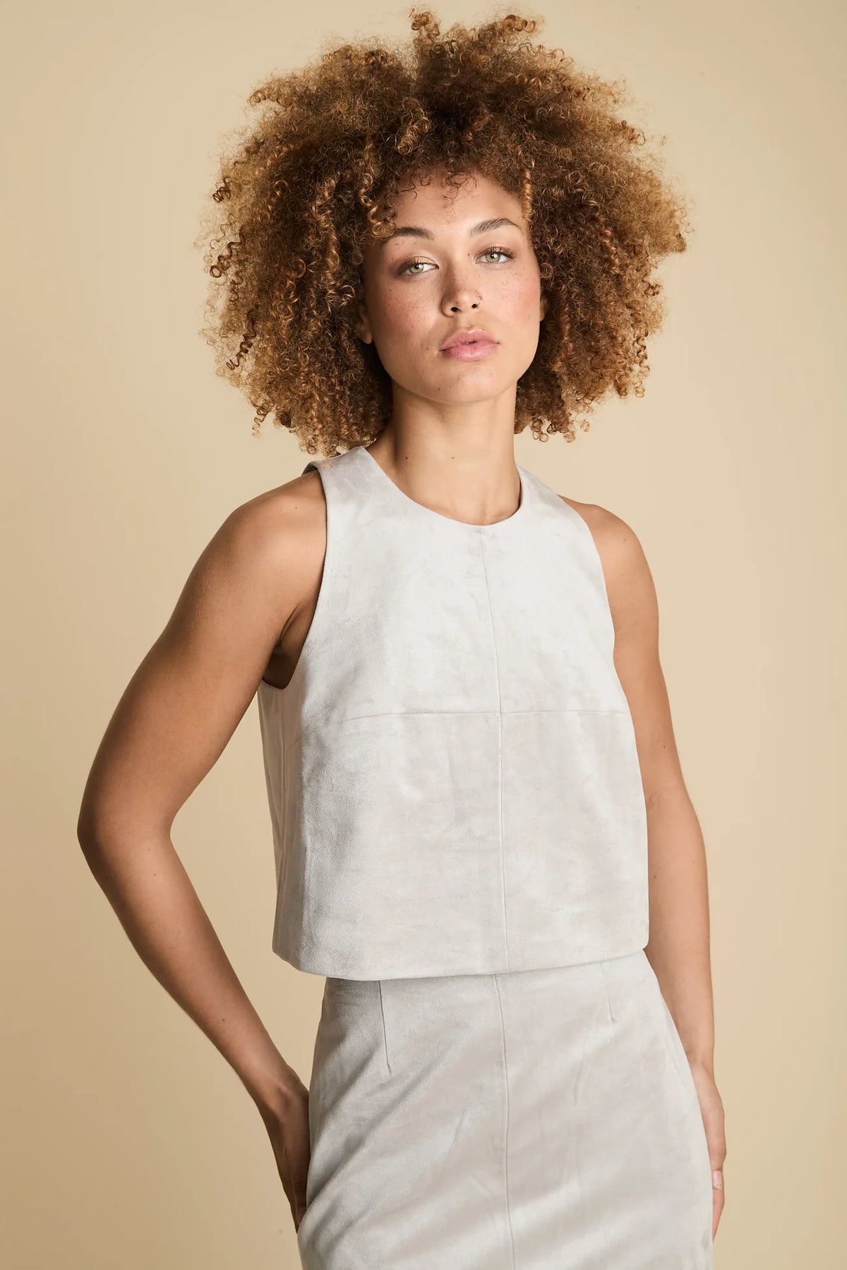SUNDAYS VIOLA TOP